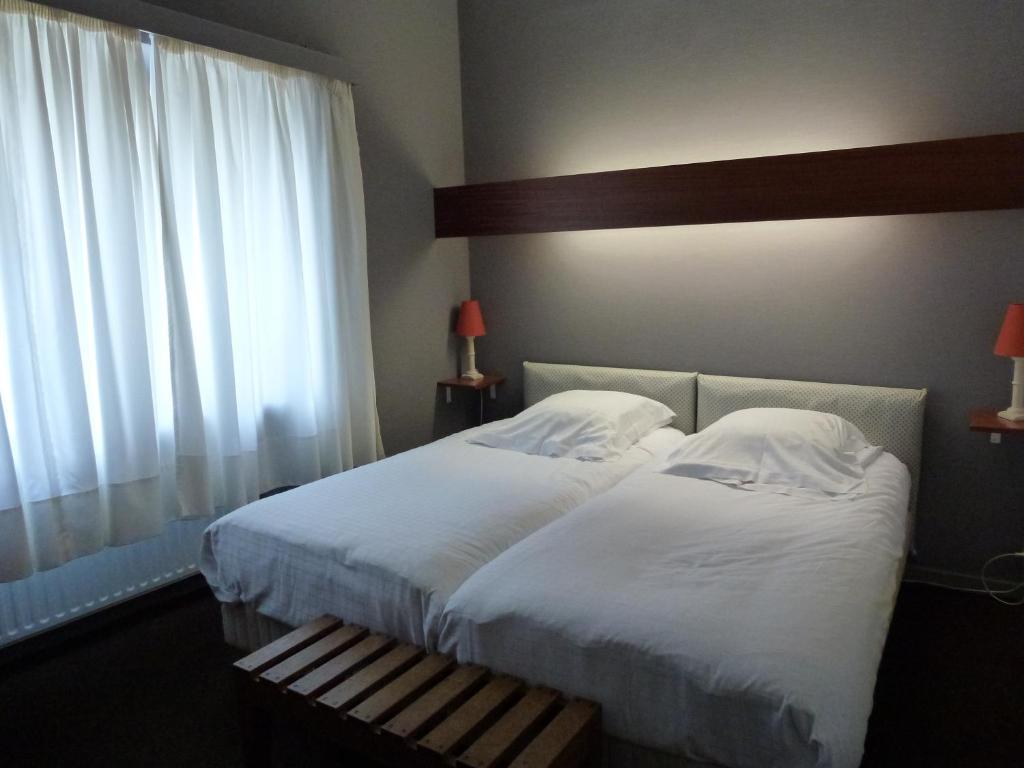 Hotel Le Martin Pecheur Fauvillers Szoba fotó